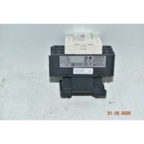 LC1D323F7 Schneider Contattore 3 poli AC3 440V 32 Amp 110 VAC