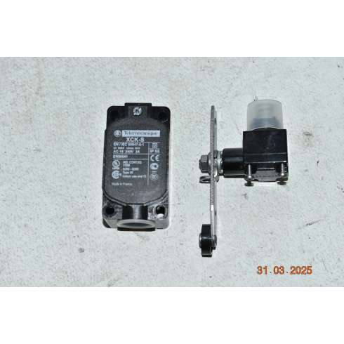 XCKS541 Telemecanique Finecorsa  240V 3A 1NC+1NO