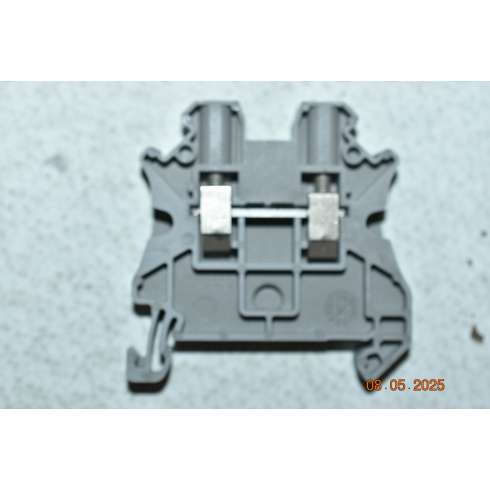 NSYTRV42 Schneider Linergy MKorsetto vite 2pt,4mm grigio confezione 50 pezzi