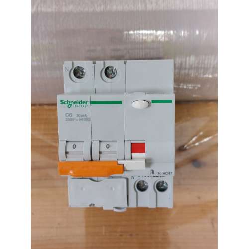 Schneider 16702 Interr Magnetot Differenziale RCCB 1P+N 4500A C 6A 30mA AC