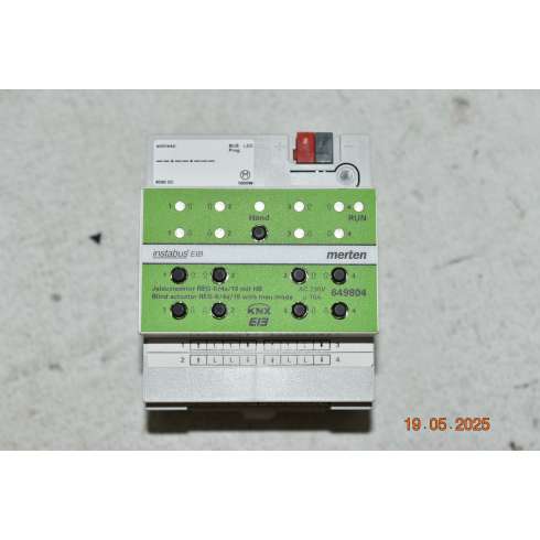KNX 649804  Merten  Attuatore  REG-K/4X10 con modalità manuale