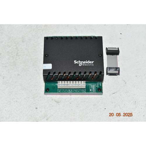 TBUX297109  Schneider Modulo di espansione  SCADAPack 5403-24  24 Volt