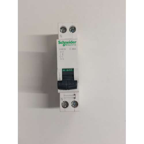 Schneider A9N17577 Interruttore Magnetotermico C40N 1P+N C 40A 6000A