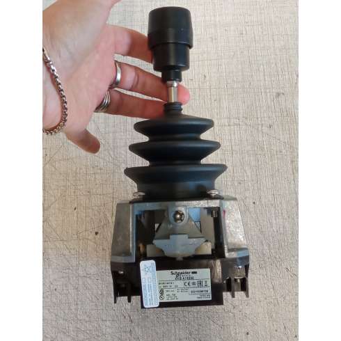 Schneider XKBA15220 Manipolatore Joystick 4 Direzioni N S E O