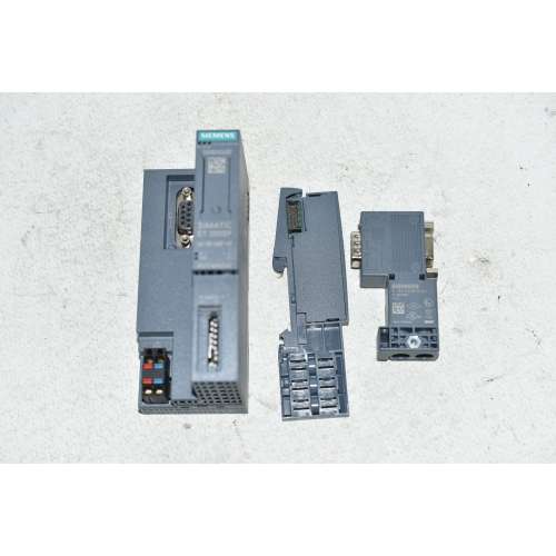 SIMATIC ET200SP  SIEMENS  Moduli 6ES7 155-6BU00-0CN0-6ES7  972-0BB70-0XA0-6ES7 193-6PA00-0AA0