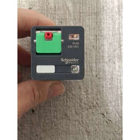 Schneider RUMC32P7