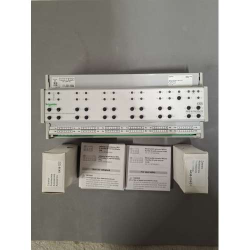 Schneider KNX MTN649912 Attuatore di commutazione REG-K/12x/24x/10