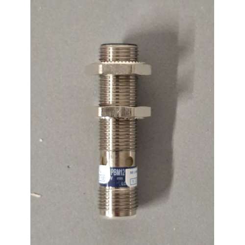 Telemecanique XS512B1PBM12 Sensore di prossimità induttivo, L50mm, Sn2mm, 12...24 VDC