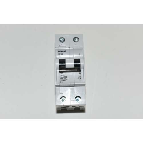 Siemens 5SX22 C16 Interruttore Magnetotermico 16 A 400 V 6Ka