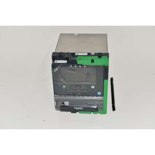 Schneider Easergy P5F30, P5F30W21223660296 Relè di controllo e protezione 48-250VDC/100-230VAC 50-60 Hz