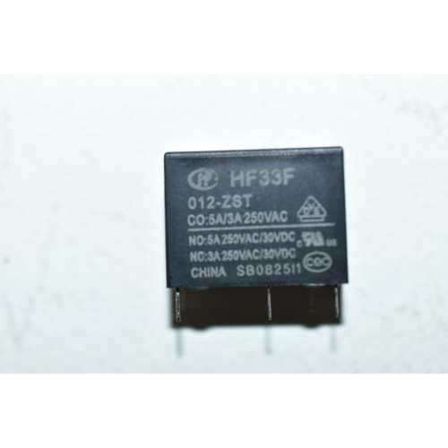 HF 33F/012-ZST HONGFA Relè 12 VDC 5A/250 VAC