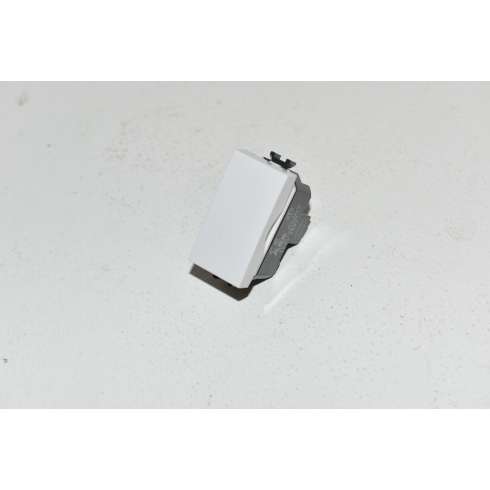 ABB CHIARA 2CSK1001CH Interruttore 1P 16A 1 Modulo