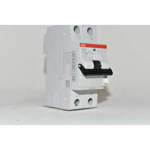 Schneider A9DE2606 Interruttore Magnetotermico Differenziale iCV40a 1P+N C 6A 30mA Tipo AC