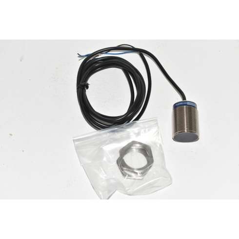 XS130B3PAL2  Telemecanique Sensore Induttivo 12-24 VDC
