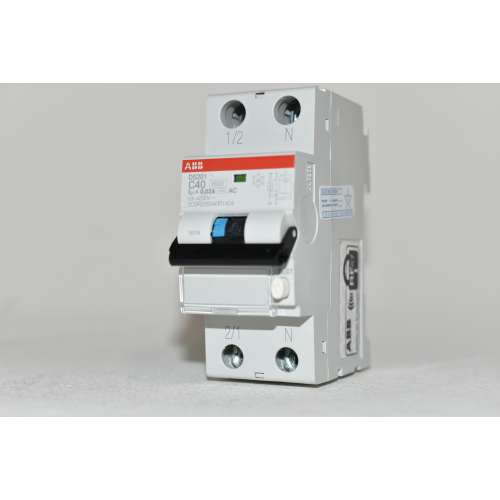 2CSR255040R1404 DS201C40AC30 ABB  Differenziale Magnetotermico 1P+N C40 30mA AC