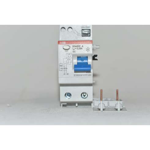 DDA202 A-25/0,03 ABB Blocco Differenziale 25A 30mA Type A