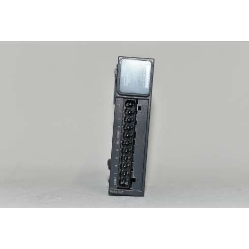 TM3DQ8R Schneider Modicon Modulo TM3  8 Output Relè