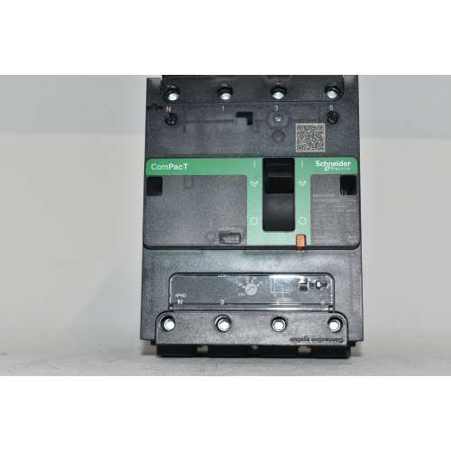 C11B4TM032L Schneider Interruttore ComPacT NSXm 100B 25KA/415 VAC 4 P Neutro Protetto Sganciatore TMD 32A