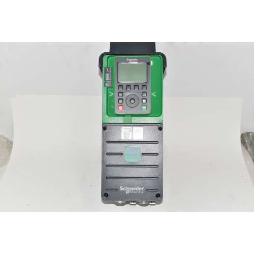 ATV930U55N4 Schneider Variatore di Velocità 5,,5 KW 380-480 Vac Con Unità Frenatura