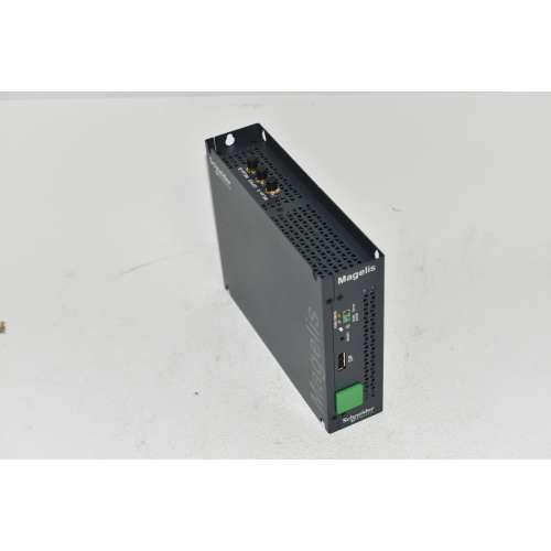 HMIBMIEA5DD100A Schneider Magelis Box PC IIoT DC Base unit 4Gb