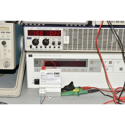 956/116 URMET  Alimentatore per Videocitofono  Sec 15 VDC 25 Watt