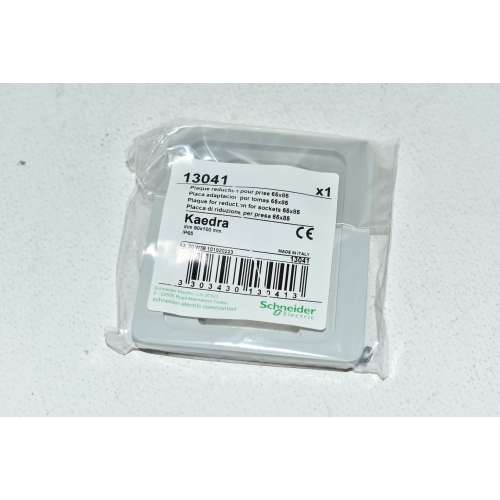 Placca adattatrice 90X100 per Prese  65X85  per Mureva Schneider 13041