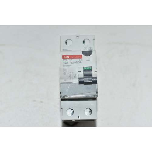 Differenziale Puro  RCCB ABB DOJPA 440/300 4 Poli Type A 40 Amp 300 mA