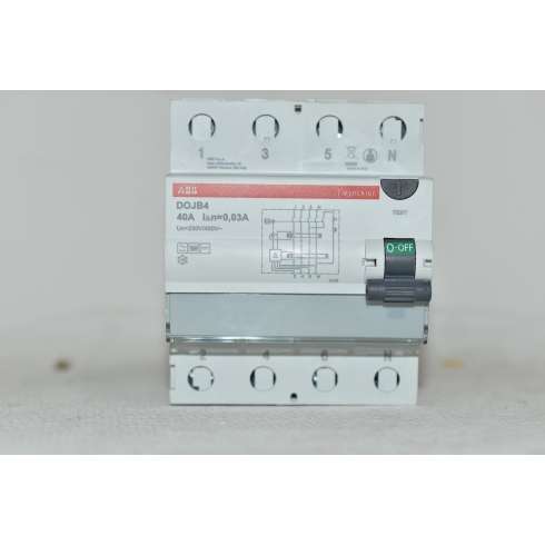 ABB Vynckier DOJB440/030 Differenziale Puro Trifase 4P 40 Amp 30mA Tipo B