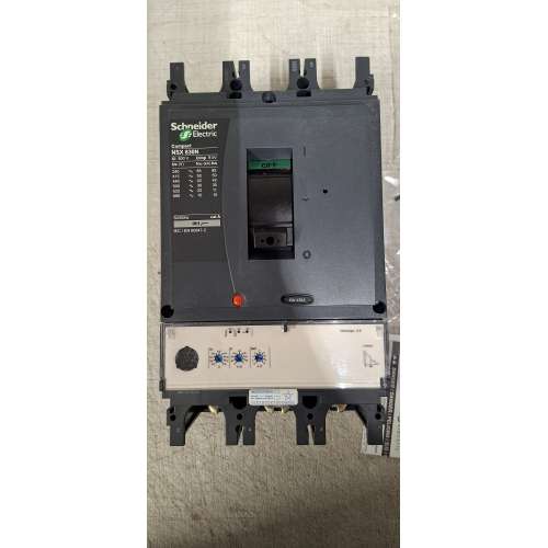 Schneider LV432803 Interruttore Compact 630A 3P S/sganciatore