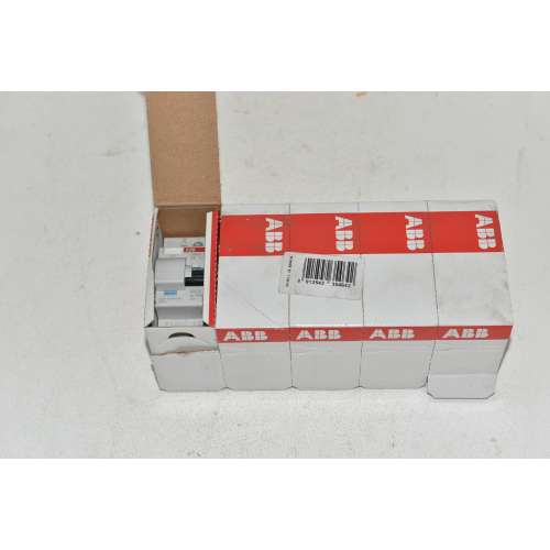 Differenziale magnetotermico ABB DS901 L C6 30mA Type AC 4500A 1P+N