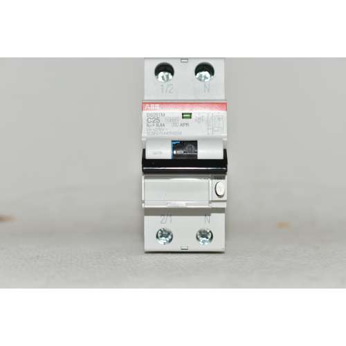 Differenziale Magnetotermico ABB DS201MC25APR300 1P+N C25 300mA Type A 10000 A