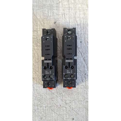 RPZF1 Base RXZ - contatto misto - 16 A term. a vite Schneider