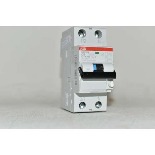 Differenziale Magnetotermico  RCBO ABB DS201MC6A30  6Amp 30ma 10Ka Tipo A