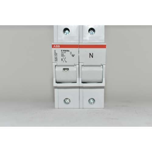 Portafusibili Sezionatore ABB E 91N/50s 1P+N 50Amp  (14X51)