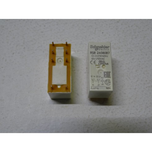 ZELIO Relè RSB2A080BD Interface Plug-in RSB-2 C/O - 24VDC-8A-2 Pezzi (CC2)