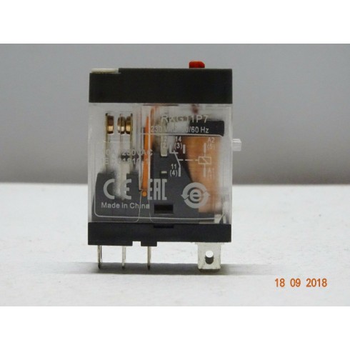 ZELIO RXG11P7 Relè 1CO 10A+LTB - LED - 230V - 2 Pezzi (CC2/D)
