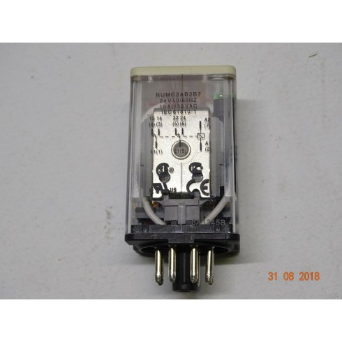 ZELIO RUMC2AB2B7 Relè a Innesto Universale - 2 NC/No - 24VAC - 10A - 1 Pezzo  (CC2/D)